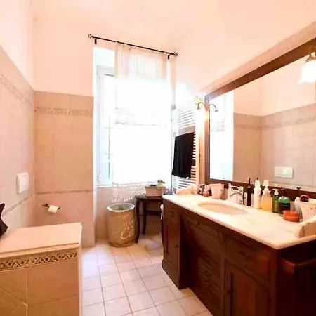 Apartment Wonderful With Terrace In *